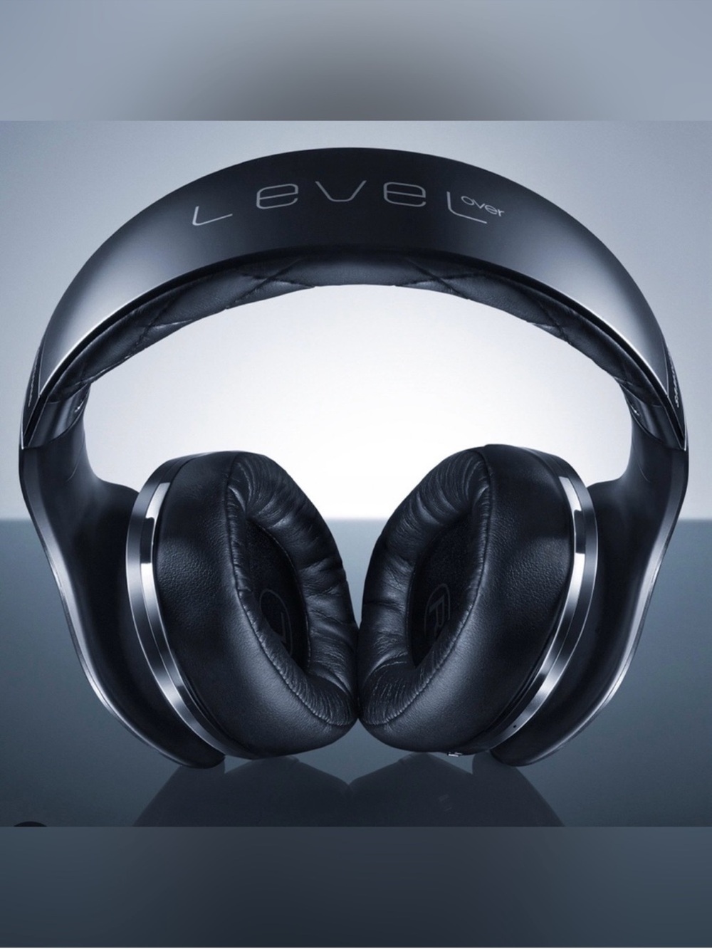 SAMSUNG Level Over EO-AG900
Premium Bluetooth Over Ear
Headphone Black OEM